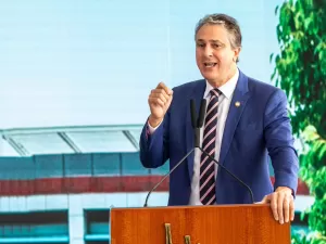 MEC anuncia reajuste no salário de professor; piso vai a R$ 4,8 mil