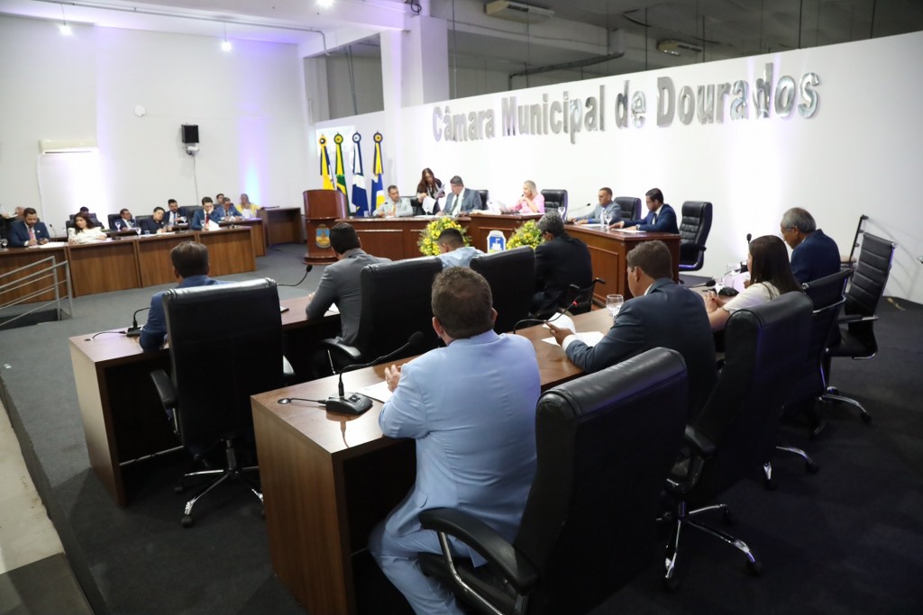 CÂMARA INICIA ANO LEGISLATIVO COM SESSÃO SOLENE NESTA SEGUNDA-FEIRA