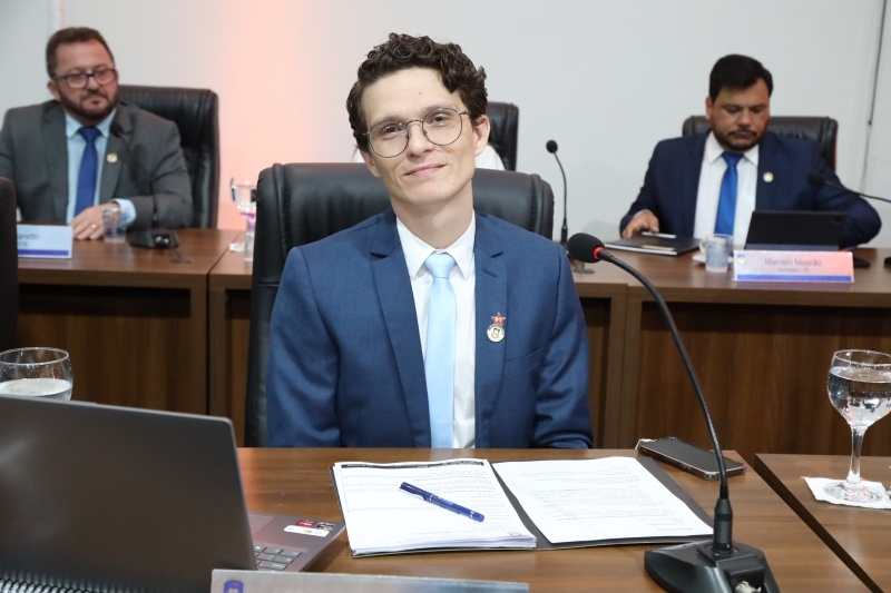 Franklin solicita licitação para manutenção em escolas de Dourados