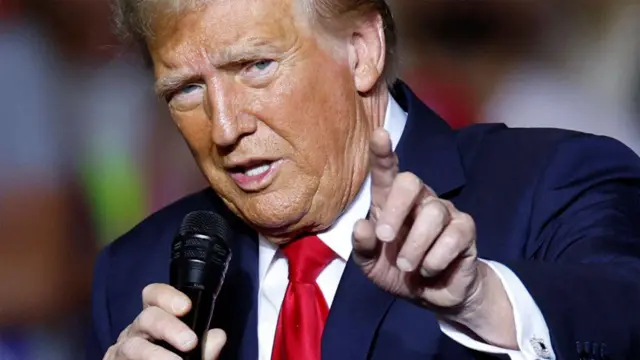 Trump propõe limpeza étnica de palestinos e comete crime contra a humanidade