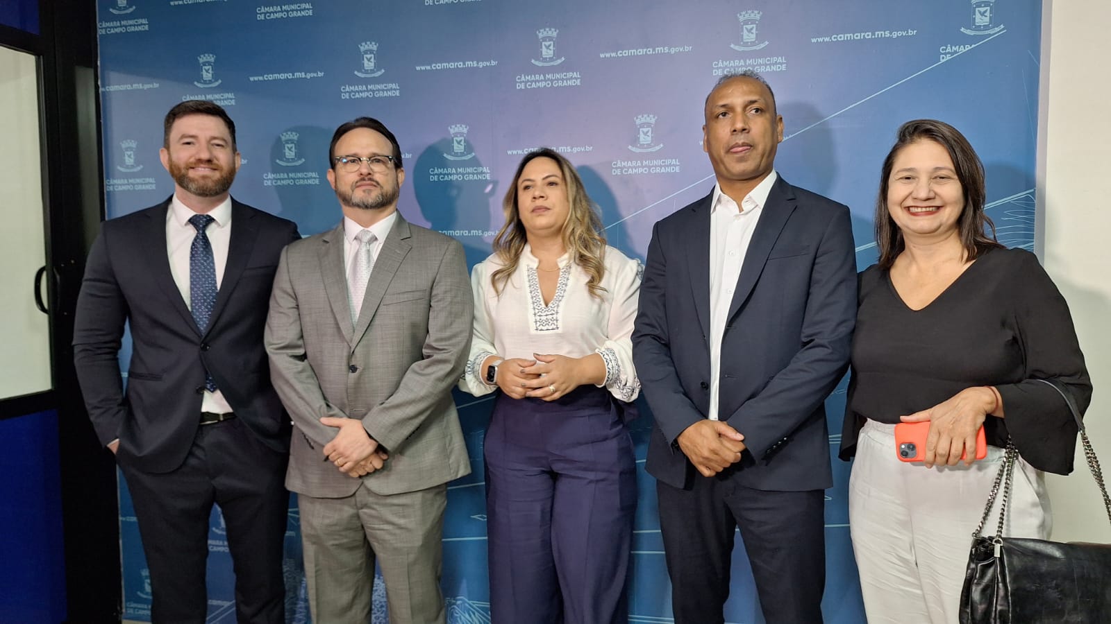 DR. LÍVIO SERÁ PRESIDENTE E ANA PORTELA RELATORA DA CPI PARA INVESTIGAR CONSÓRCIO GUAICURUS