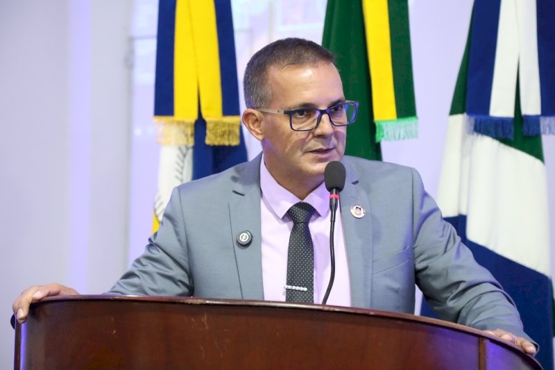 INSPETOR CABRAL COBRA TRANSPARÊNCIA SOBRE FUNCIONAMENTO DOS PARQUÍMETROS